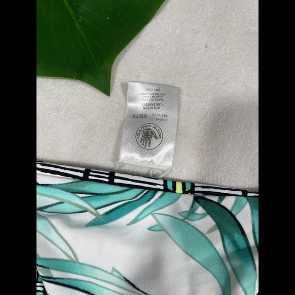 NEW Body Glove TropiCal Bali Reversible Split Side Hipster Bottom [SZ XS ]‎ - Picture 5 of 12